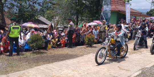 Suara motor Chopperland disambut seruan 'Jokowi dua periode'