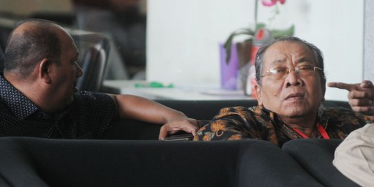 Ketua DPRD Sumut, Wagirin Arman diperiksa sebagai saksi kasus suap