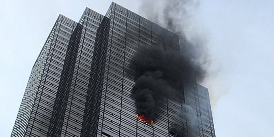 Satu korban jiwa dan enam pemadam luka-luka dalam kebakaran Trump Tower