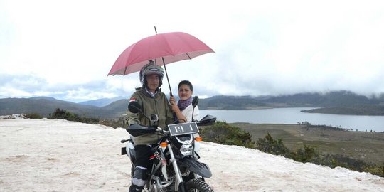 tinjau pembangunan di papua rev1