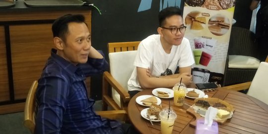 Gibran beri 'lampu hijau' AHY jadi cawapres Jokowi