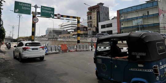 Underpass Matraman sebabkan kemacetan, Sandiaga sebut baru uji coba