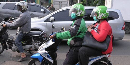 Survei: Pengemudi ojek online bekerja tanpa libur demi kejar bonus