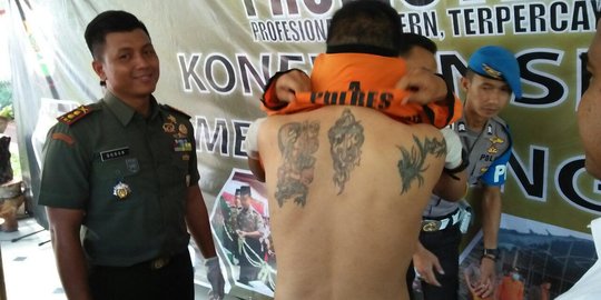 Polisi tangkap TNI gadungan di posko keamanan pabrik di Tangerang