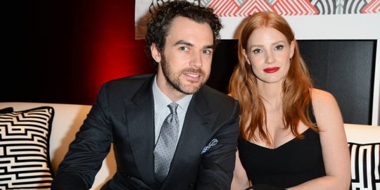 8 bintang hollywood yang jalani hidup bak cinderella karena dinikahi bangsawan