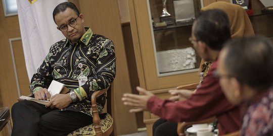 Tak kompak dengan Sandi, Anies tegaskan pelajar DKI tak libur saat Asian Games