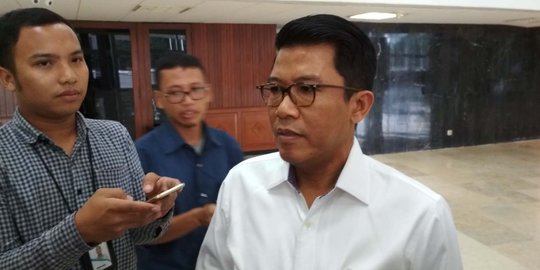 Misbakhun minta OJK cermati calon investor baru Bank Muamalat