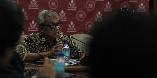 Tak bentuk TGPF kasus Novel, Busyro sebut Jokowi lepas tangan