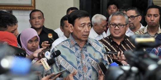 Wiranto janji selesaikan konflik Keraton Surakarta