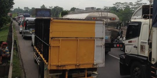 Pemerintah godok rencana pembatasan mobil di Tol Jakarta-Cikampek saat mudik Lebaran