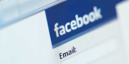 Saling tukar konten porno di grup Facebook, 32 staf Kedubes AS di Kamboja dipecat