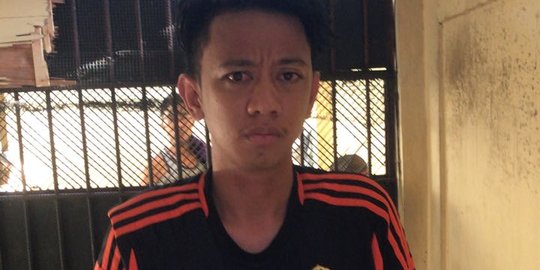 Modus COD, Iswandy bawa kabur ponsel milik Aditya