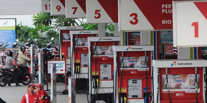 Daftar iterbarui ihargai BBM Pertamina Shell dan Total 