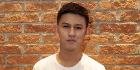 Sudah punya pengalaman dari sang kakak, Jevin Julian akui tak kesulitan asuh anak