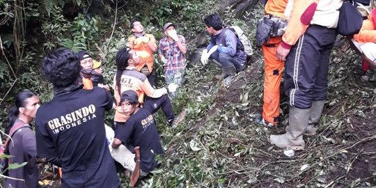 Jenazah Andrey Voytech pendaki Slovakia dikremasi di Semarang