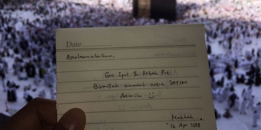 Dari Tanah Suci, dara cantik asal Malang ini doakan Gus Ipul menang Pilgub Jatim