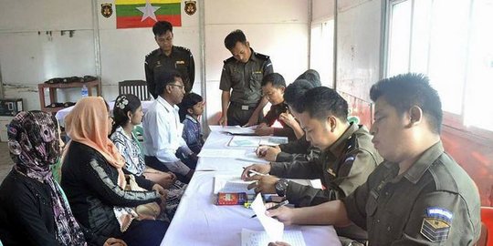 Satu keluarga pengungsi Rohingya di Bangladesh dipulangkan ke Myanmar