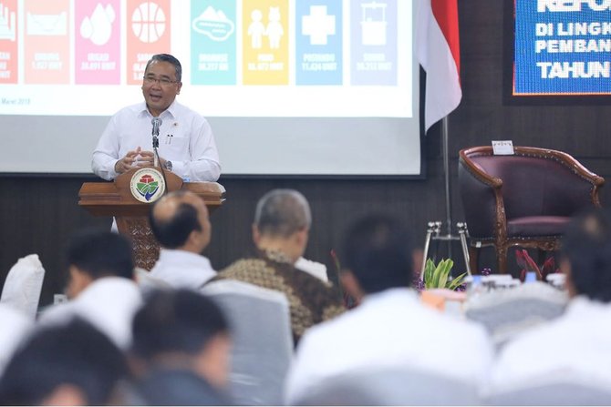 mendes pdt saat workshop pemantapan reformasi birokrasi bagi pejabat pimpinan tinggi madya dan pimpinan tinggi pratama di lingkungan kemendesa pdtt di kantor kemendes pdtt
