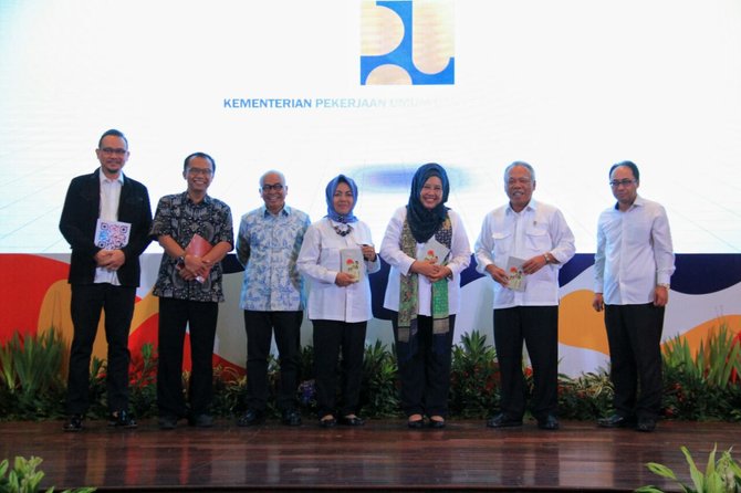 kementerian pupr gelar diskusi rutin