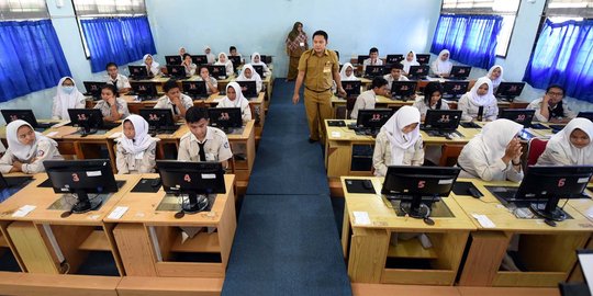 Siswa keluhkan sulitnya soal matematika UN, ini tanggapan Mendikbud