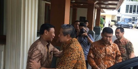 SBY bertemu Wiranto di Kuningan