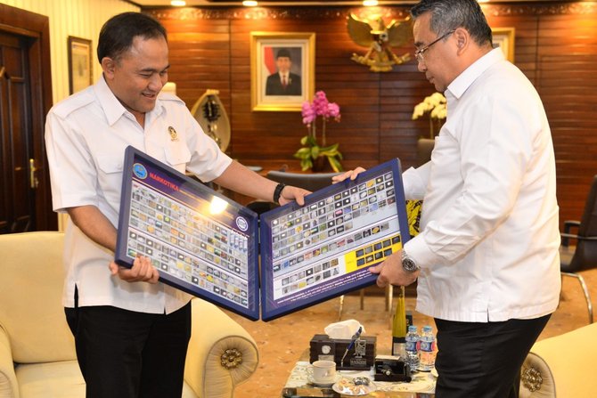 mendes pdtt eko putro sandjojo saat menerima kunjungan silahturahmi kepala bnn komjen heru winarko