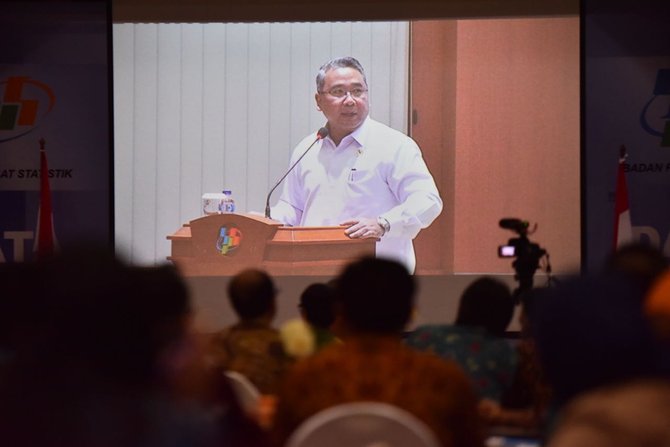 mendes pdtt eko putro sandjojo saay jadi pembicara utama dalam acara sosialisasi pelaksanaan pendataan potensi 2018 di aula badan pusat statistik