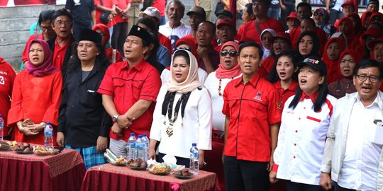 Kader PDI P dan ribuan pendukung Gus Ipul-Puti Sidoarjo siap sambut Puti Guntur