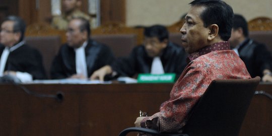 Kuasa hukum bantah Novanto absen sidang Bimanesh Sutarjo karena susun duplik