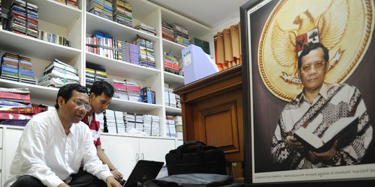 Wasekjen Gerindra sebut prediksi Gatot lawan Jokowi di Pilpres 2019 tak relevan