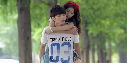 romantis dan ideal 2 rev3