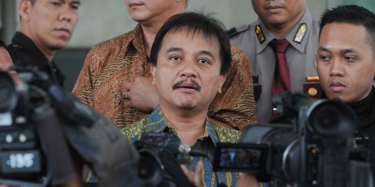 Roy Suryo kangen lihat politisi PDIP nangis saat harga BBM naik