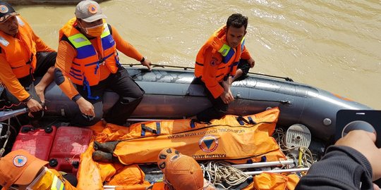 Kapal tenggelam, Wakapolres Labuhanbatu ditemukan meninggal dunia