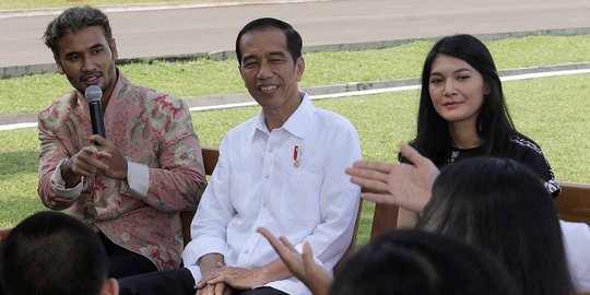 Bertemu kreator konten XYZ Day 2018, Jokowi tanya cara nambah follower