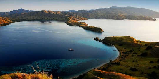 Cegah Kerusakan Nelayan Dilarang Cari Ikan Di Area Menyelam Perairan Komodo Merdeka Com