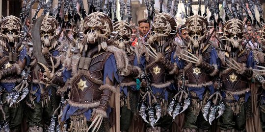 Geliat meriahnya Festival Moor di Spanyol