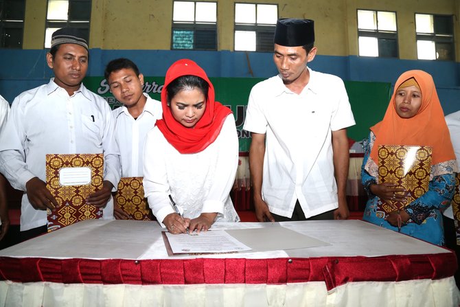 ribuan gtt lamongan dukung gus ipul mbak puti