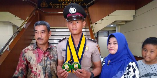 gagal tes masuk polisi jadi lulusan terbaik rev1