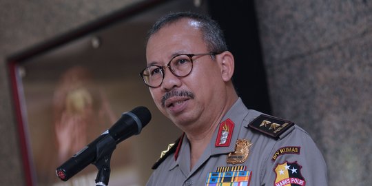 Viral razia spanduk '2019 Ganti Presiden', Polri pastikan hoaks