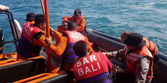 Terseret arus Pantai Watu Klotok, tiga orang tewas