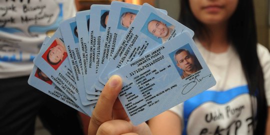 KPU akan coret pemilih Pilkada yang tak punya e-KTP dan Suket