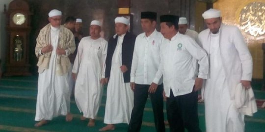Eggi Sudjana sebut pertemuan Jokowi dan PA 212 rahasia, tapi dibocorkan istana