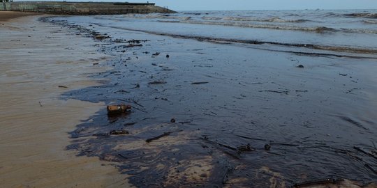 Kasus tumpahan minyak di teluk Balikpapan, nakhoda MV Ever Judger jadi tersangka