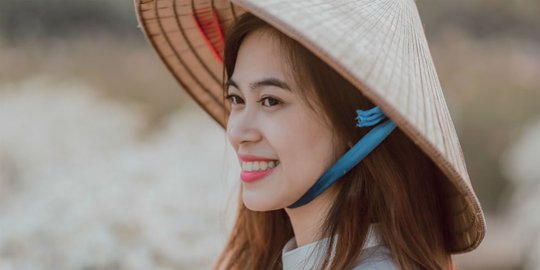 Tahapan skincare yang cocok untuk kulit tipe wanita Indonesia