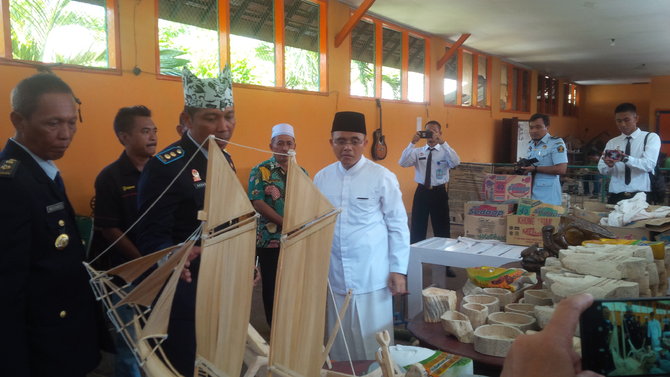 bupati banyuwangi abdullah azwar anas