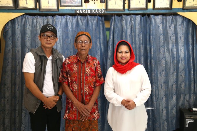 puti silaturahmi dengan tokoh masyarakat samin