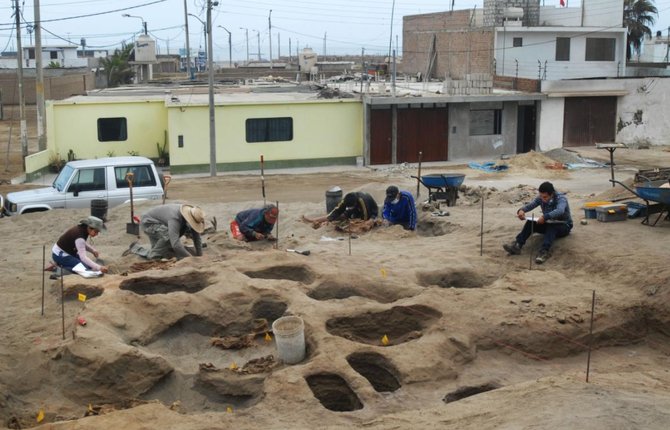 lokasi penggalian kuburan massal anak anak di peru