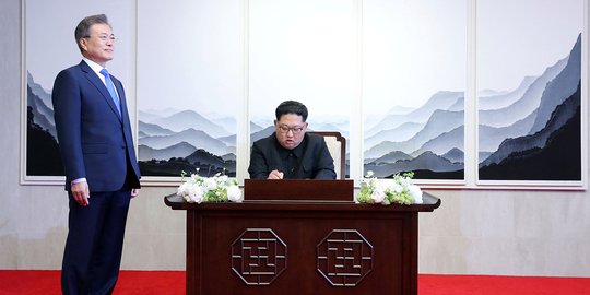 Dulu sebut bodoh, kini Duterte idolakan Kim Jong-un