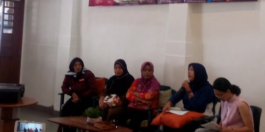 Pemerintahan Jokowi-JK dinilai tak serius lindungi hak buruh perempuan