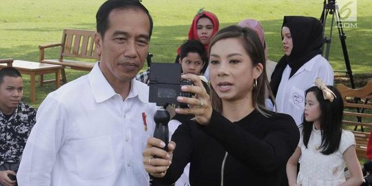 Jokowi diminta tegas soal rekaman pembagian saham Menteri Rini dan bos PLN